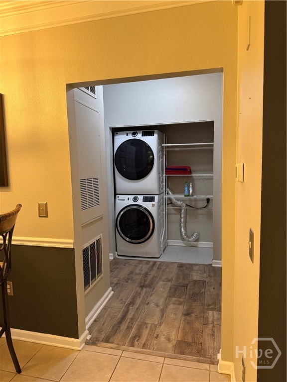 3027 Whitemarsh Way Savannah, GA 31410 - Photo 19 of 30 Laundry room from the breakfast area