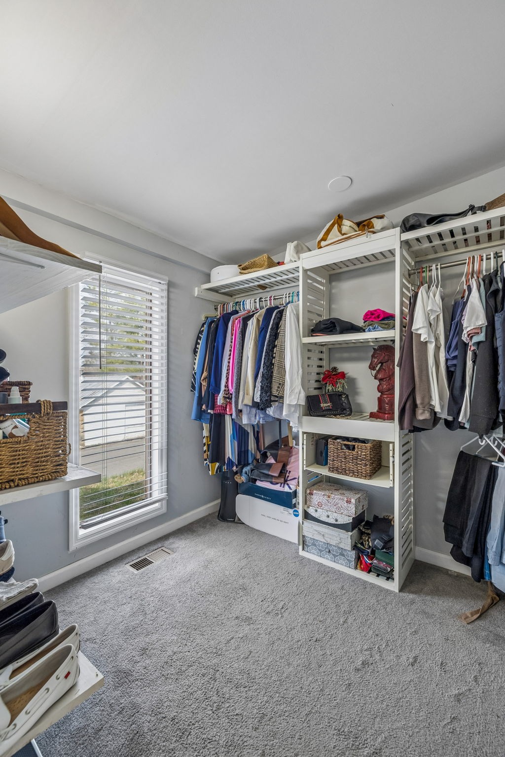 500 5th Avenue East Springfield, TN 37172 - Photo 19 of 45 a view of a room with gym equipment