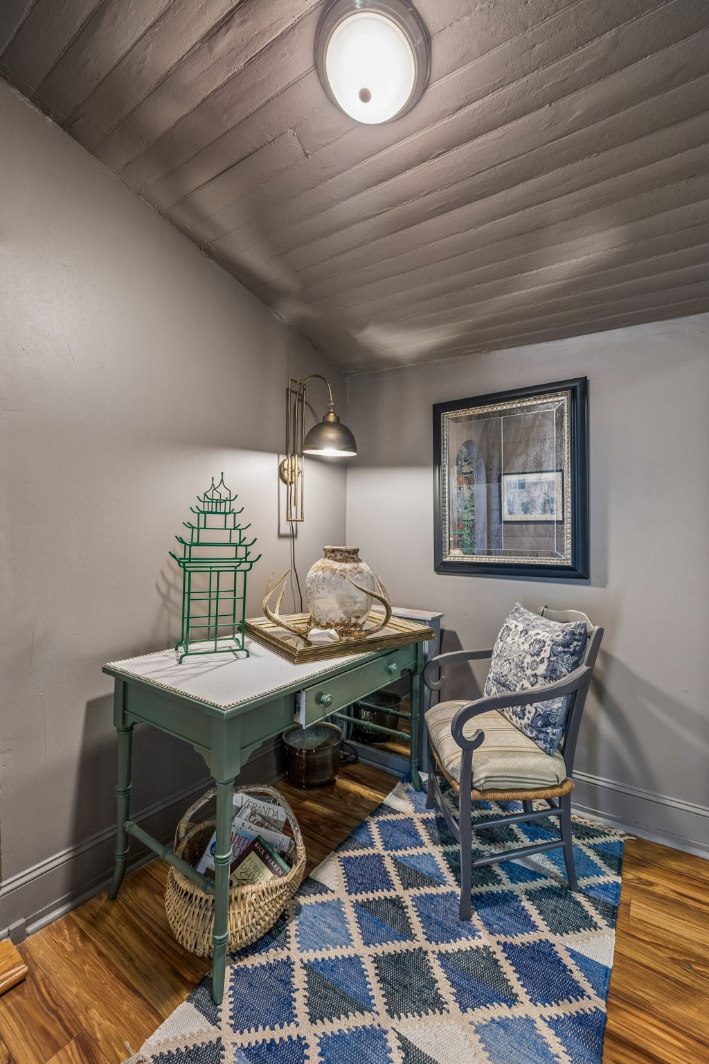 500 5th Avenue East Springfield, TN 37172 - Photo 22 of 45 a workspace with furniture