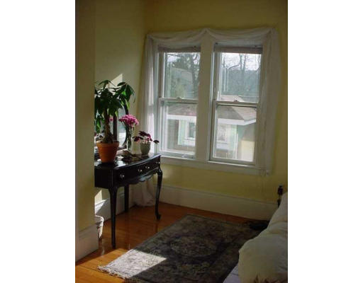 268 Warren Street, Unit 2 Needham, MA 02492 - Photo 4 of 4 Gallery Image 4