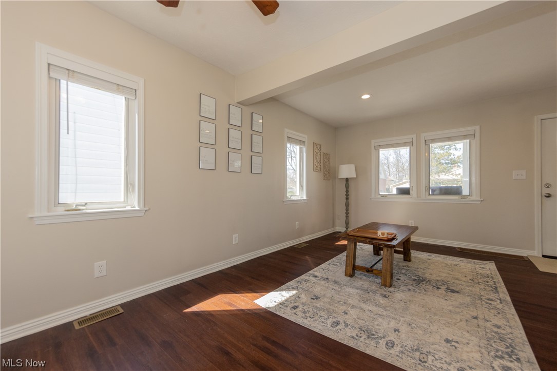 1603 Roselawn Road Cleveland, OH 44124 - Photo 7 of 35 Gallery Image 7