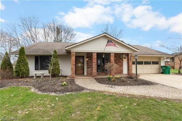$309,900 | 391 Kathleen Drive, Jefferson, OH 44047