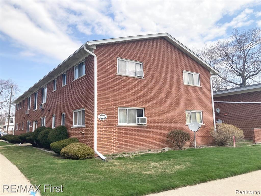 15249 East 9 Mile Road, Unit 1 Eastpointe, MI 48021 - Photo 13 of 14 Gallery Image 13
