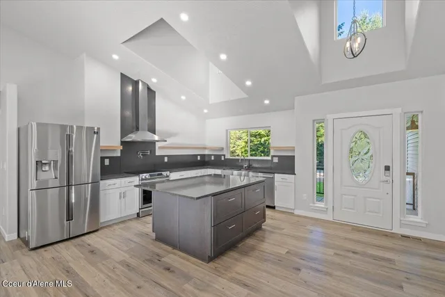 $1,110,000 | 10050 Duce Road, Athol, ID 83801