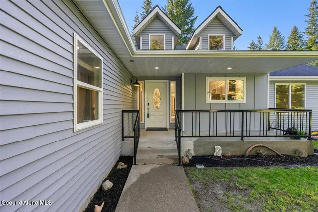 $1,110,000 | 10050 Duce Road, Athol, ID 83801