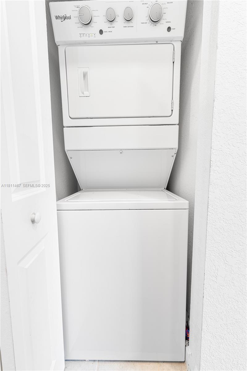 817 Northeast 211th Street Miami, FL 33179 - Photo 14 of 20 unknown