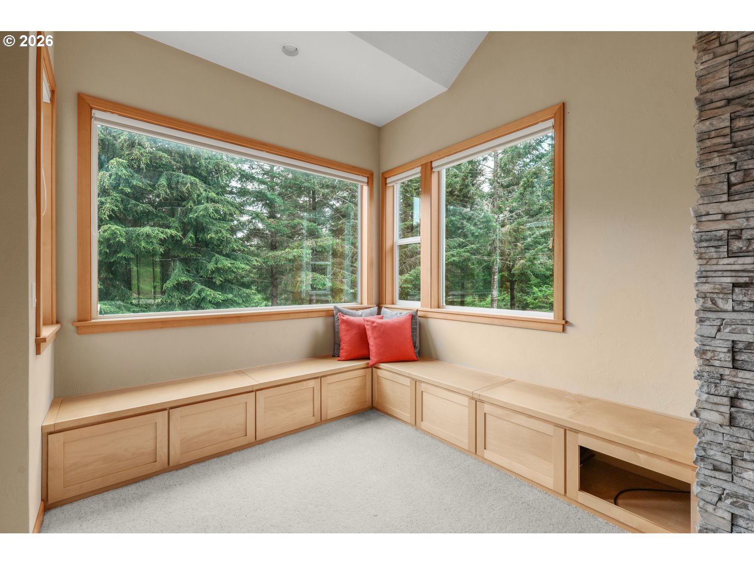 21626 Glaze Road Noti, OR 97461 - Photo 9 of 46