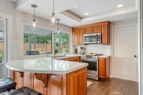 $1,899,000 | 6901 Spickard Drive, Huntington Beach, CA 92647