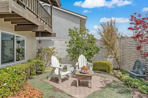 $1,899,000 | 6901 Spickard Drive, Huntington Beach, CA 92647