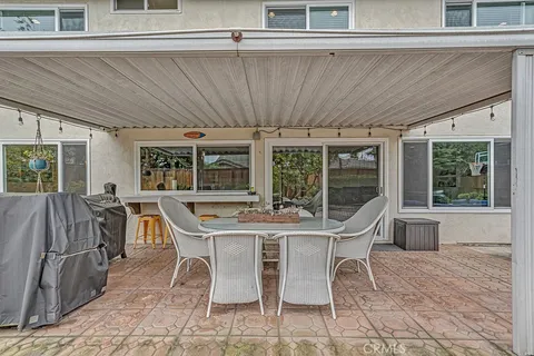 $1,899,000 | 6901 Spickard Drive, Huntington Beach, CA 92647