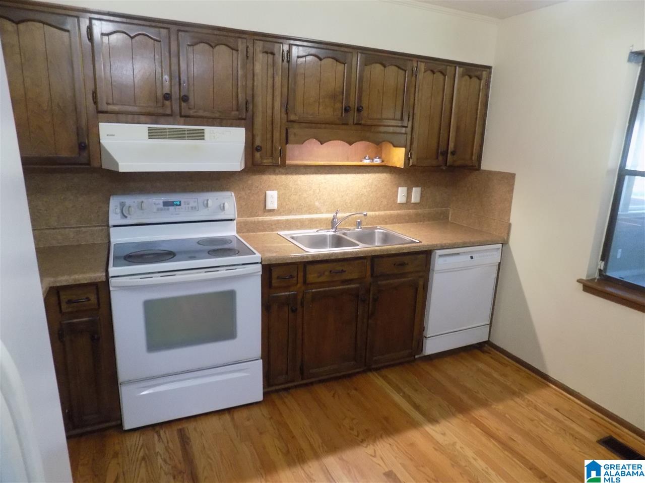103 Highlander Drive Bessemer, AL 35023 - Photo 3 of 20