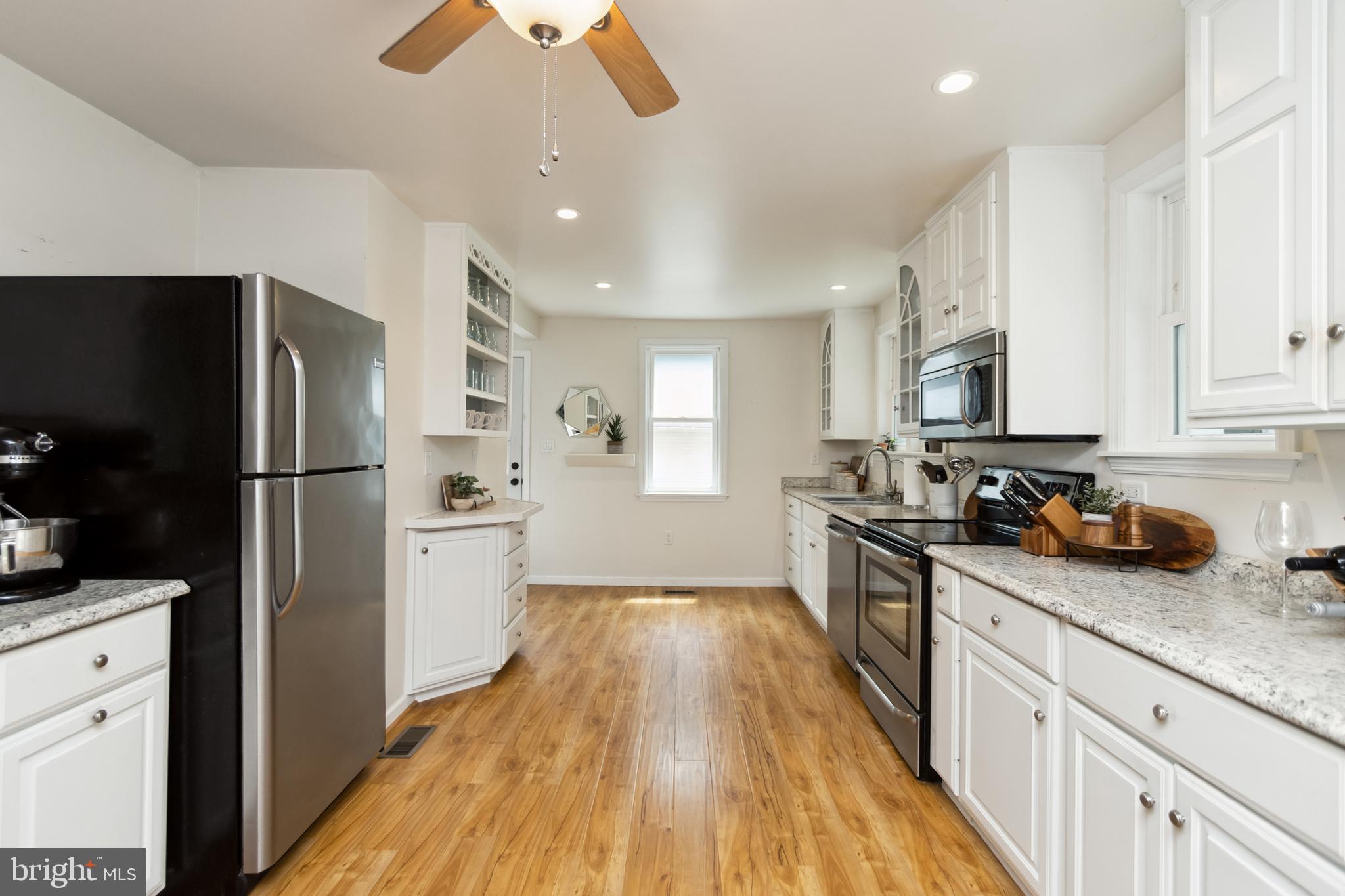 3506 New Design Road Frederick, MD 21703 - Photo 13 of 44 Kitchen