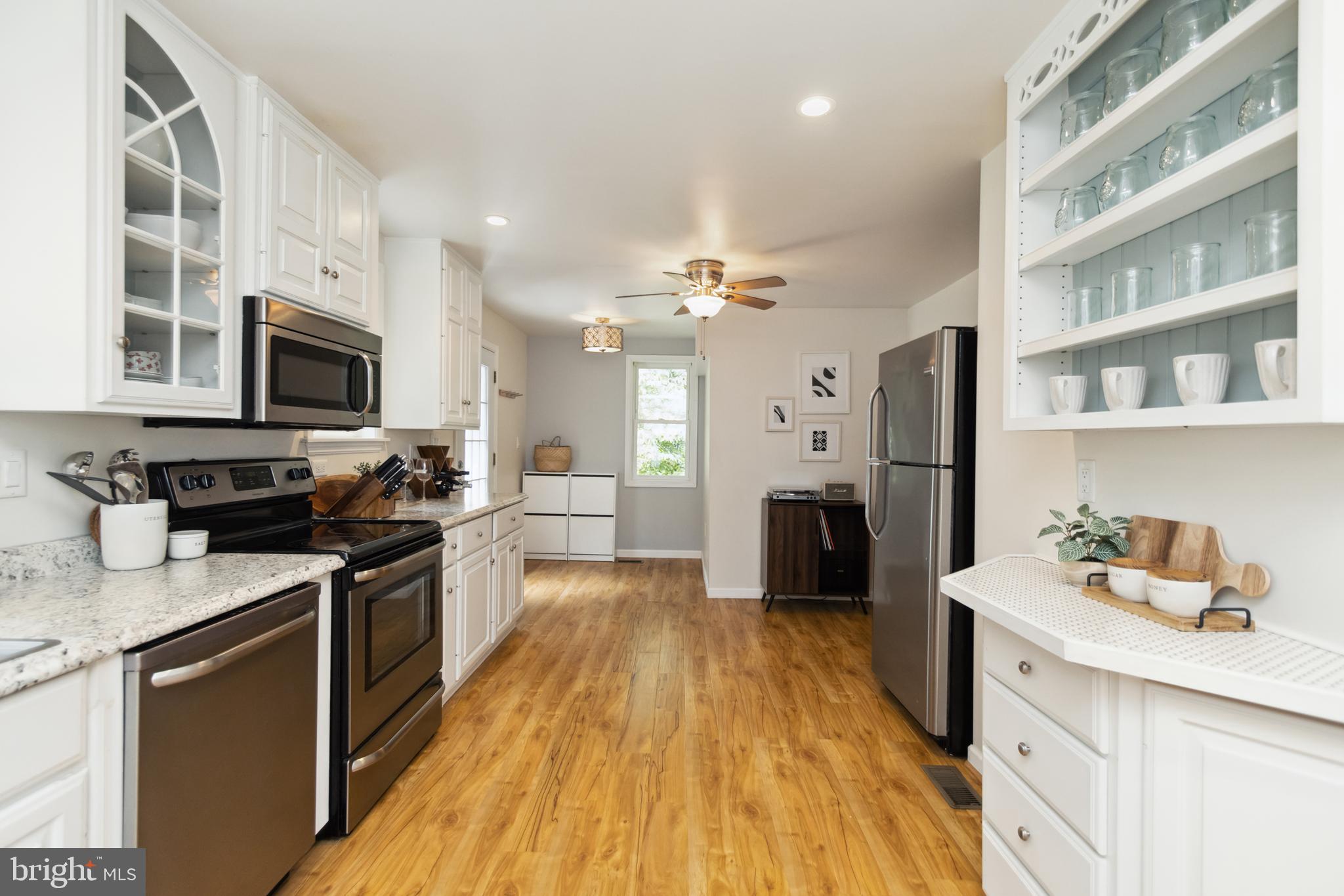 3506 New Design Road Frederick, MD 21703 - Photo 14 of 44 Kitchen
