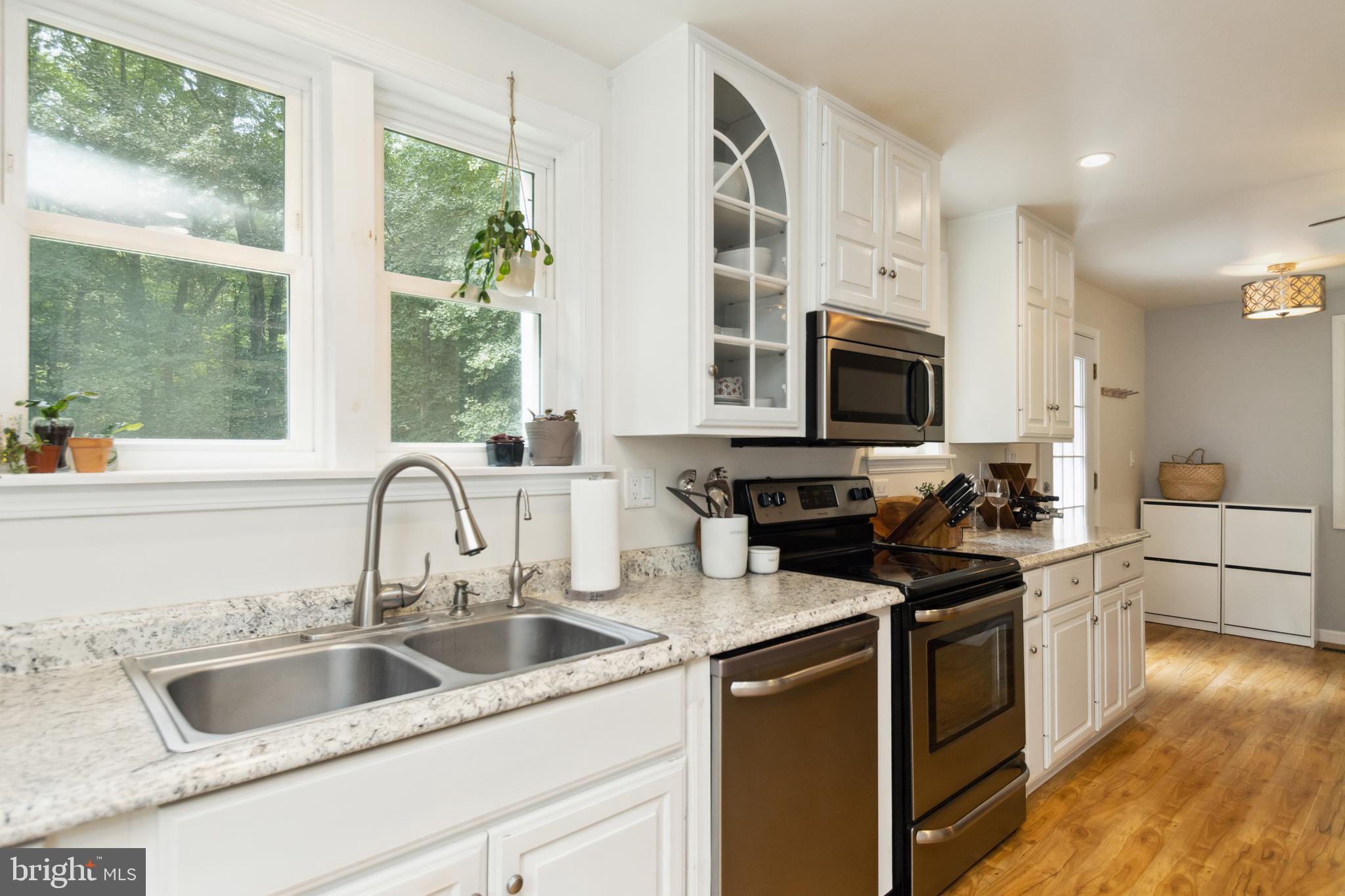 3506 New Design Road Frederick, MD 21703 - Photo 15 of 44 Kitchen