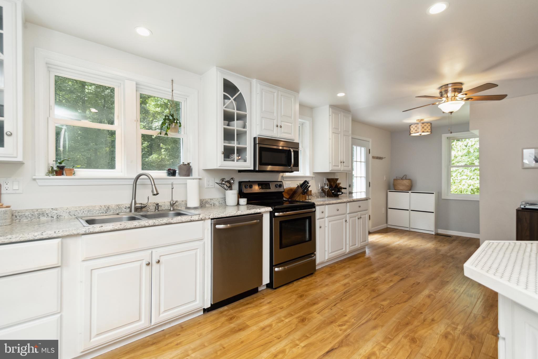 3506 New Design Road Frederick, MD 21703 - Photo 8 of 44 Kitchen
