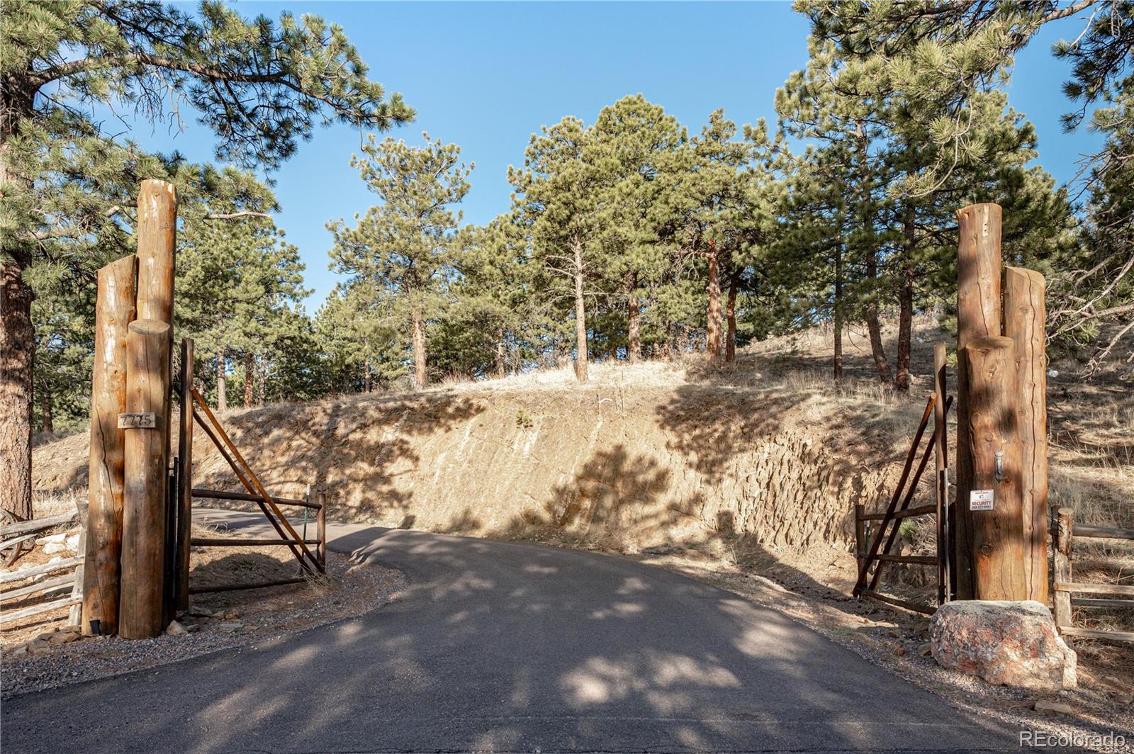 7775 Spirit Ranch Road Golden, CO 80403 - Photo 3 of 39