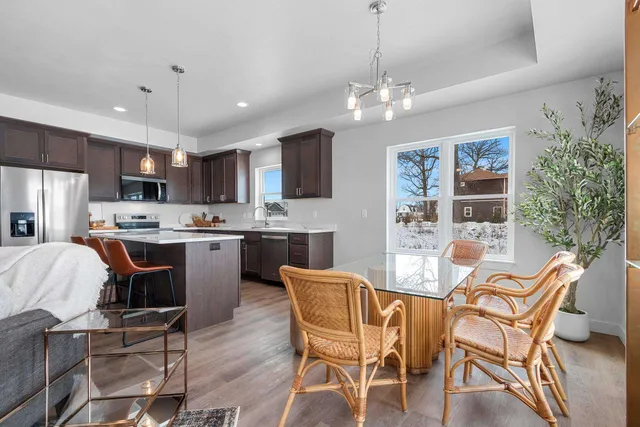 $434,900 | 208 Clubhouse Lane, Kimberly, WI 54136