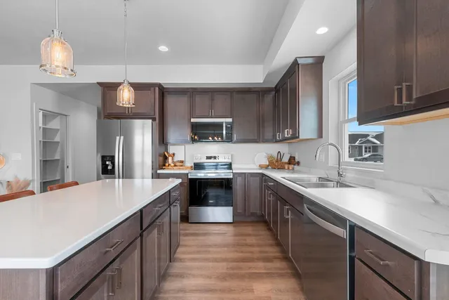 $434,900 | 208 Clubhouse Lane, Kimberly, WI 54136