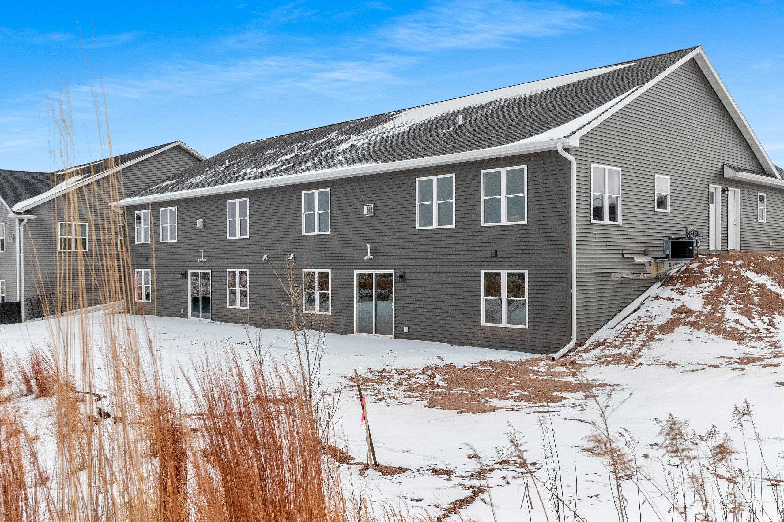 208 Clubhouse Lane Kimberly, WI 54136 - Photo 6 of 47