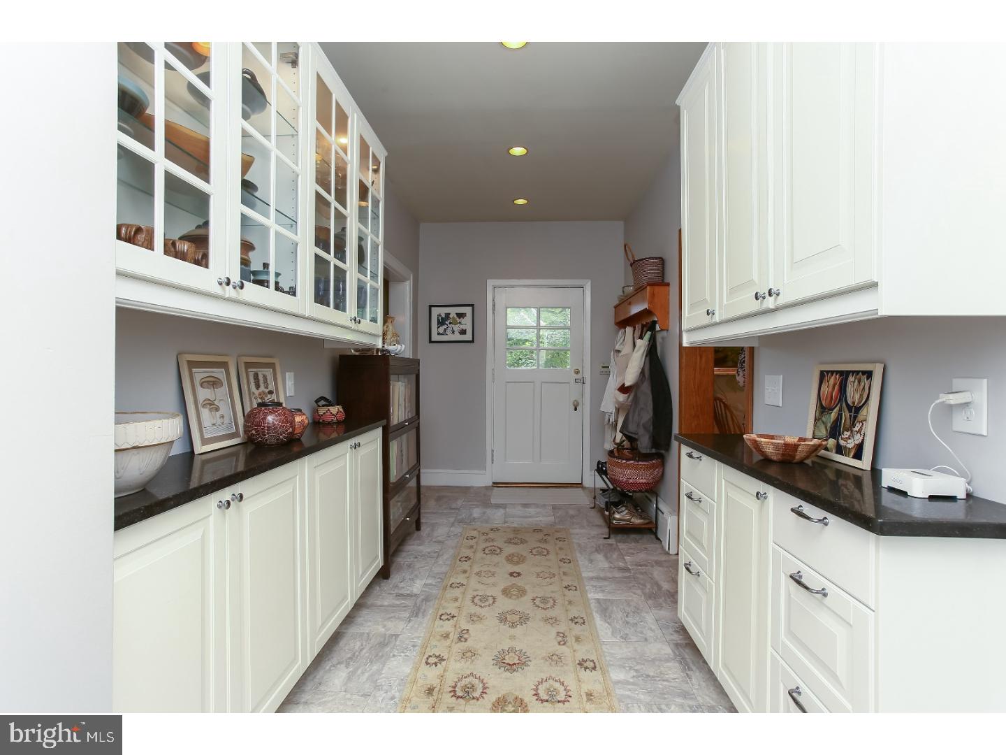 211 Roberts Road Ardmore, PA 19003 - Photo 4 of 23 Gallery Image 4