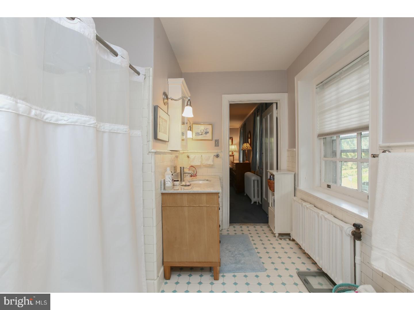 211 Roberts Road Ardmore, PA 19003 - Photo 10 of 23 Gallery Image 10