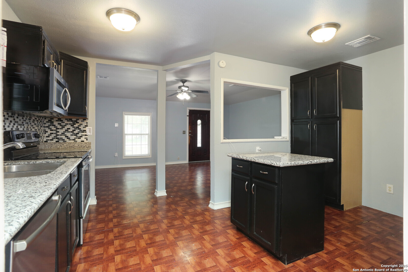 772 Cresthill Road San Antonio, TX 78220 - Photo 7 of 19