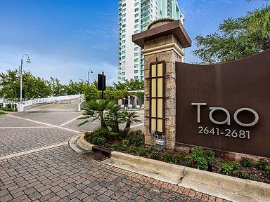 2681 North Flamingo Road, Unit 2004S Sunrise, FL 33323 - Photo 26 of 26 a blue sign that is on the side of the road