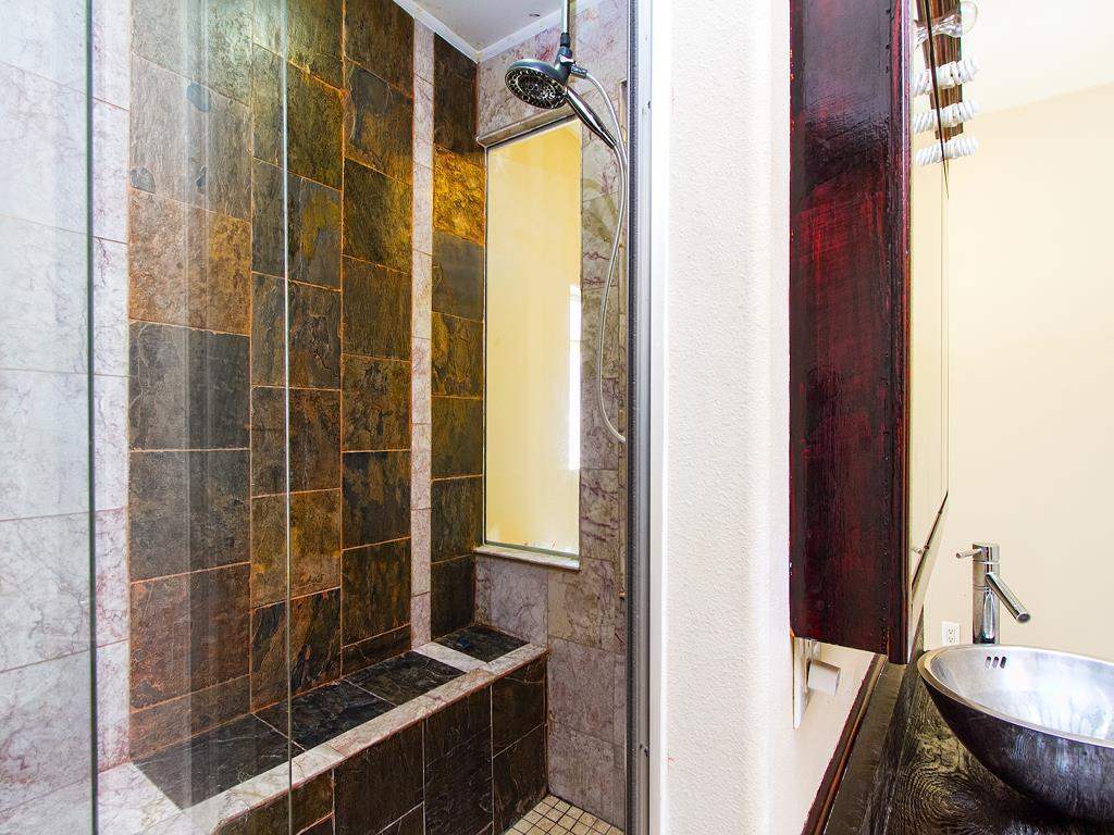 311 Manor Road Laredo, TX 78041 - Photo 6 of 8 Gallery Image 6