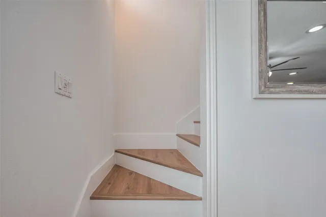 $425,000 | 1016 Redfish Street, Hitchcock, TX 77563