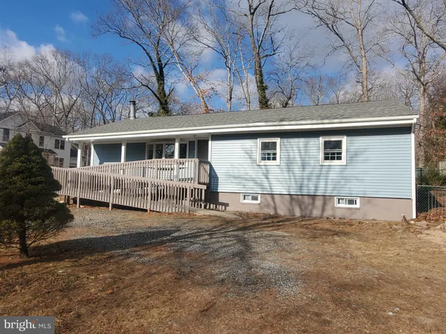 a view of a house with a outdoor space