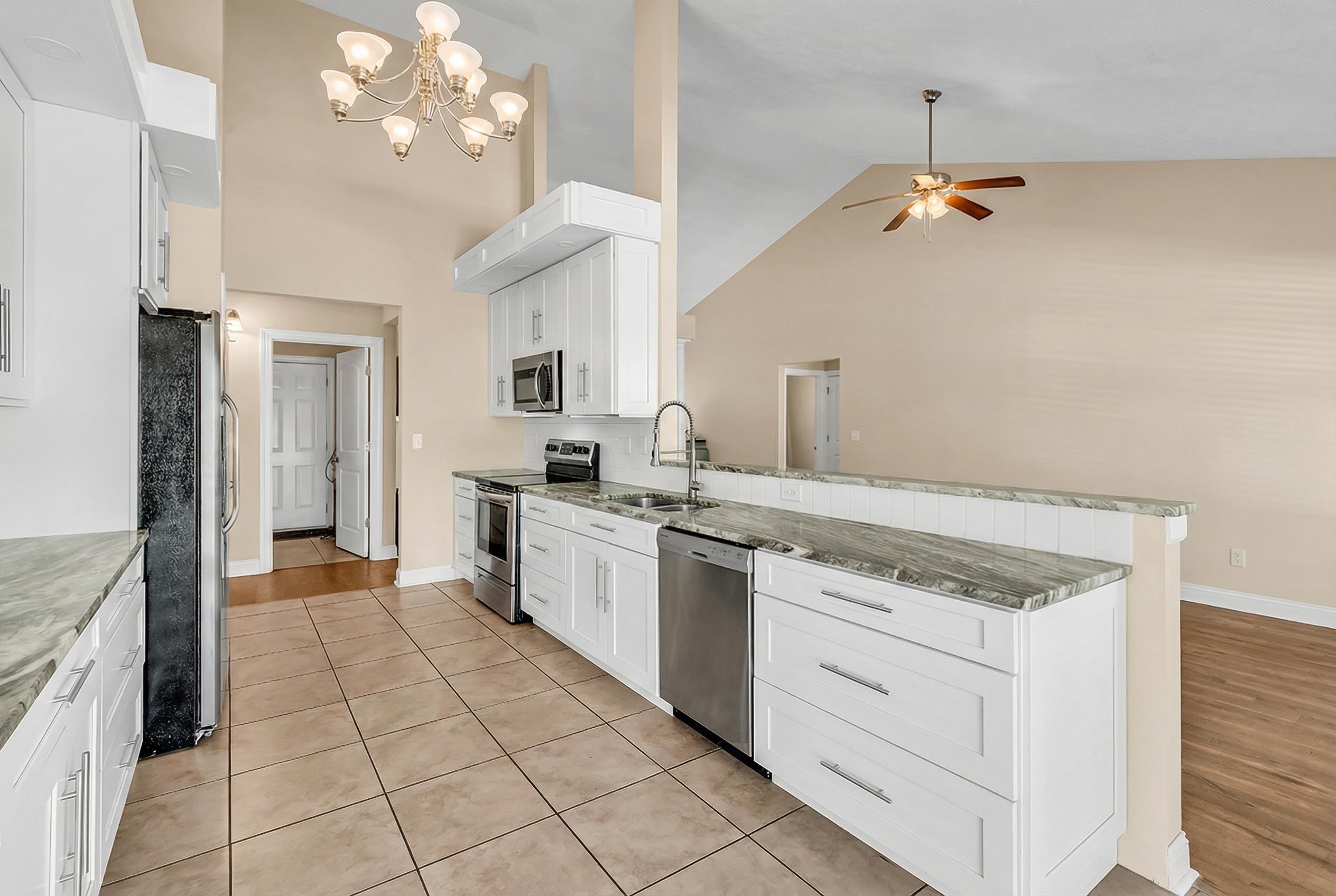 317 Graytwig Circle Murrells Inlet, SC 29576 - Photo 5 of 28