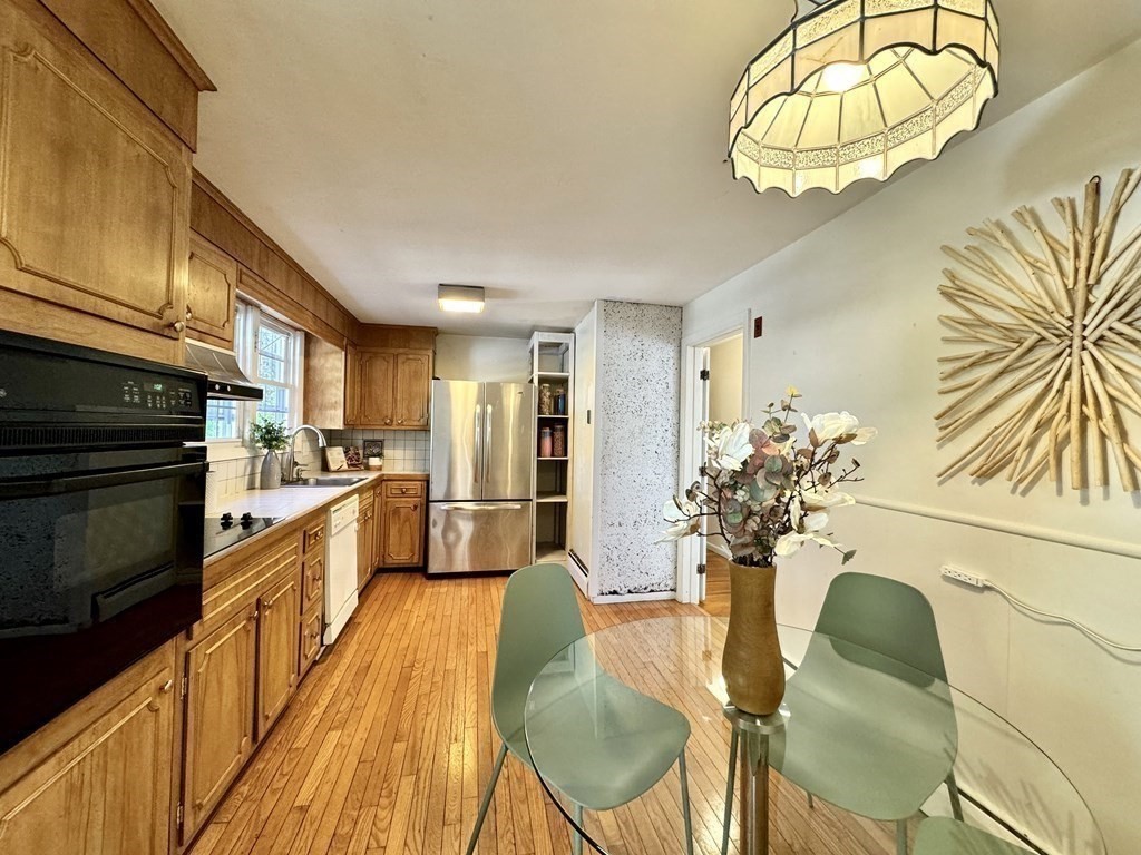19 Sanderson Road Lexington, MA 02420 - Photo 17 of 28 Gallery Image 17