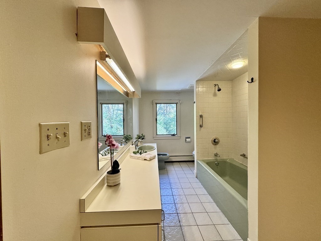 19 Sanderson Road Lexington, MA 02420 - Photo 25 of 28 Gallery Image 25