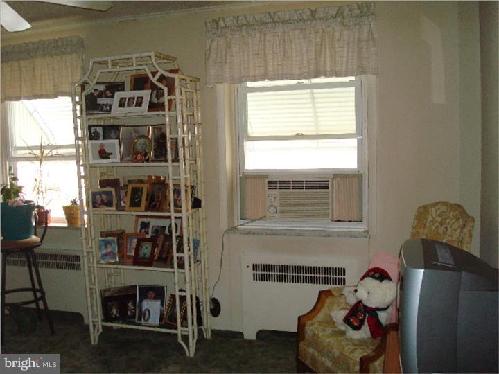 411 Glendale Road Upper Darby, PA 19082 - Photo 11 of 14 Bedroom 2