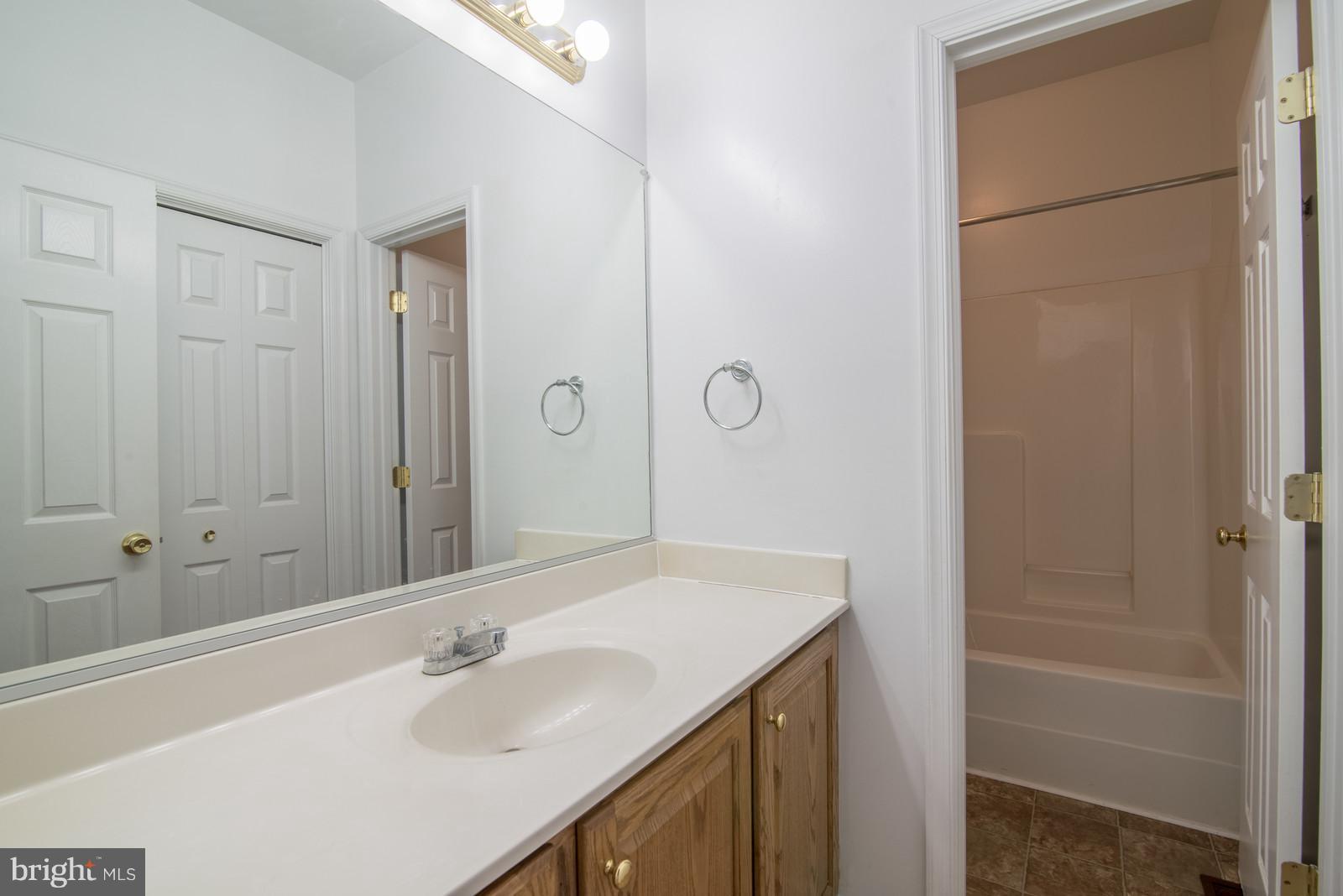 671 West Rocky Run Road Fredericksburg, VA 22406 - Photo 15 of 30 Bath