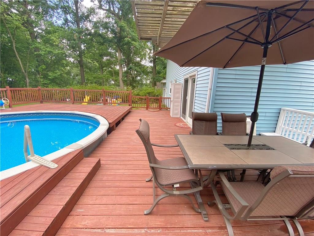 865 Edgewood Road Beaver Falls, PA 15010 - Photo 23 of 24 Another view of the outdoor space.