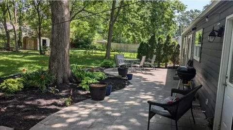 $319,950 | 2512 West 77th Street, Prairie Village, KS 66208