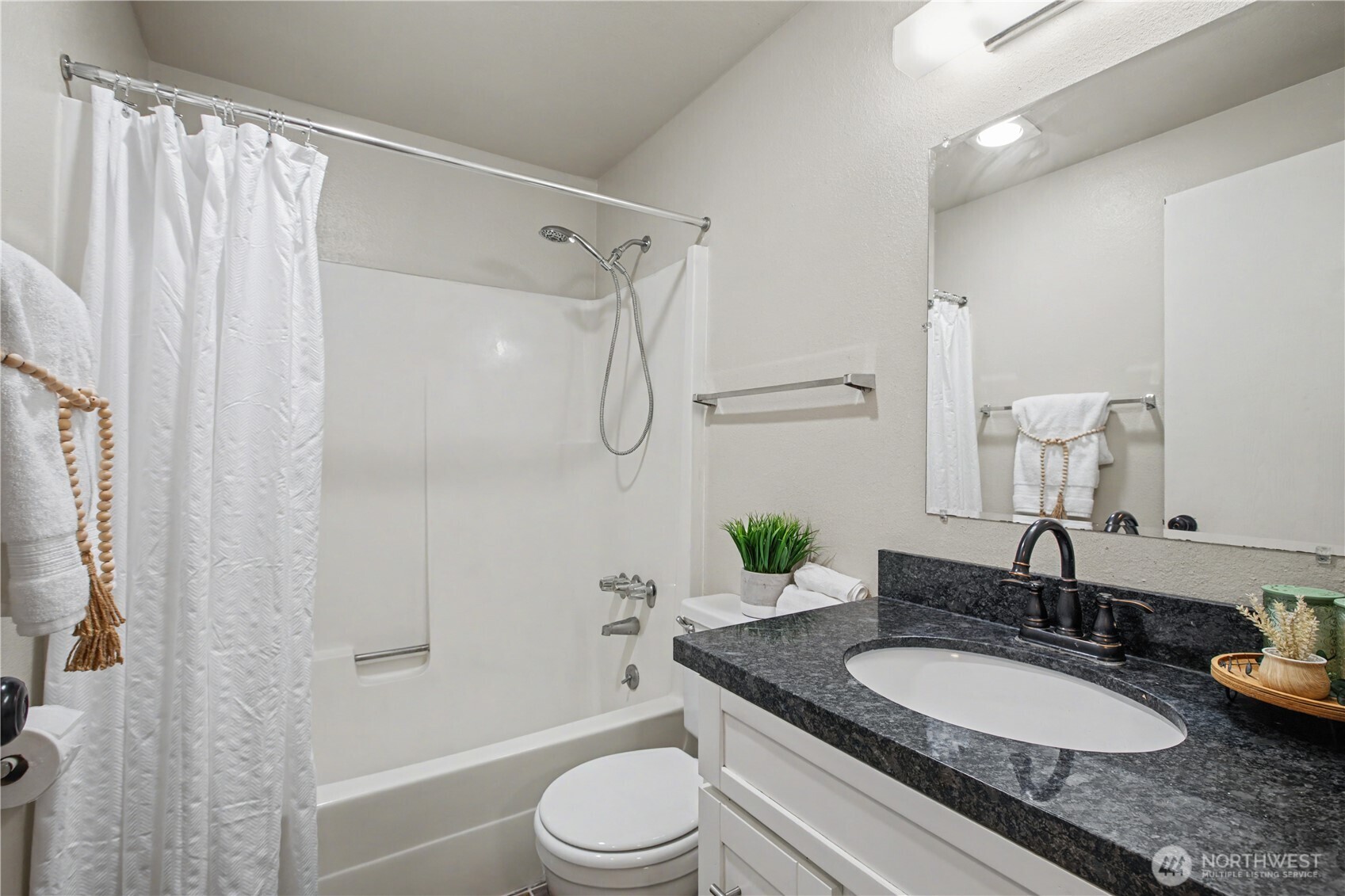 103 South 340th Street, Unit G Federal Way, WA 98003 - Photo 15 of 21