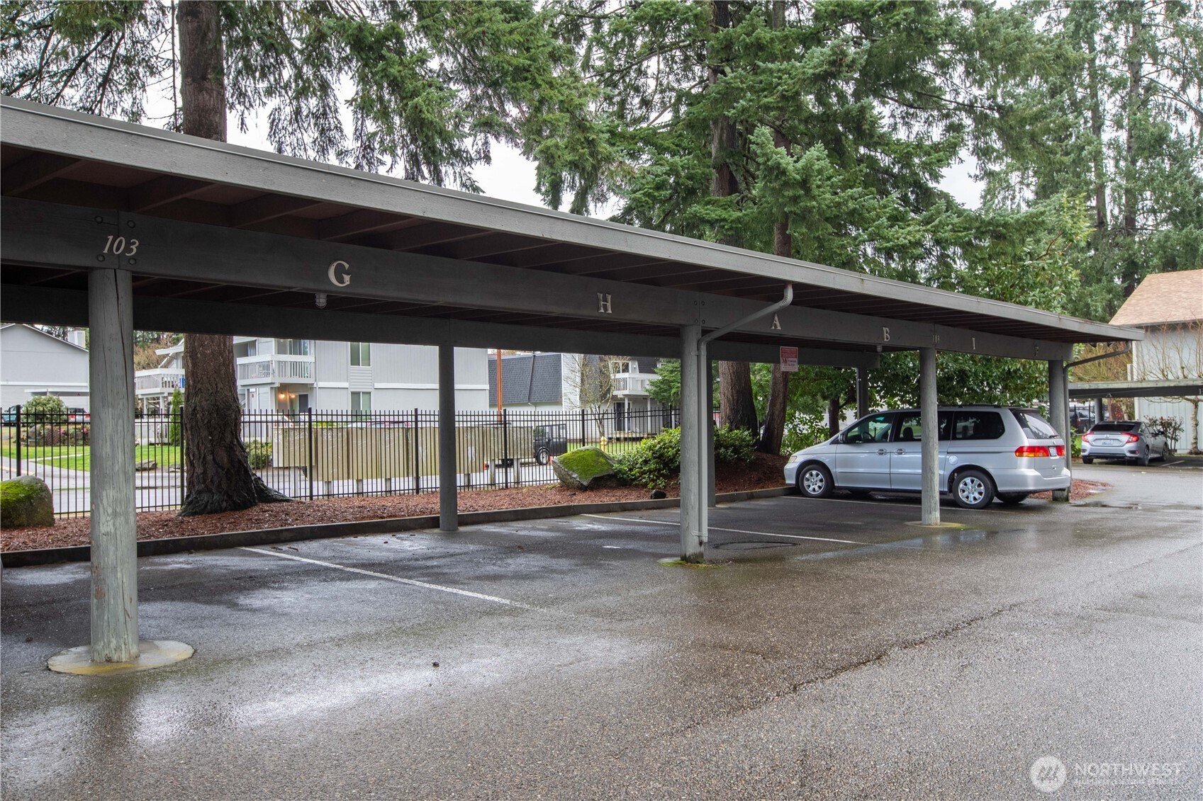 103 South 340th Street, Unit G Federal Way, WA 98003 - Photo 4 of 21