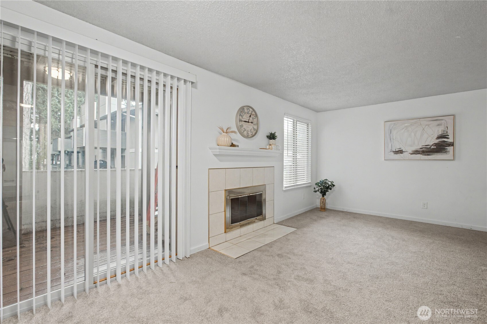 103 South 340th Street, Unit G Federal Way, WA 98003 - Photo 9 of 21