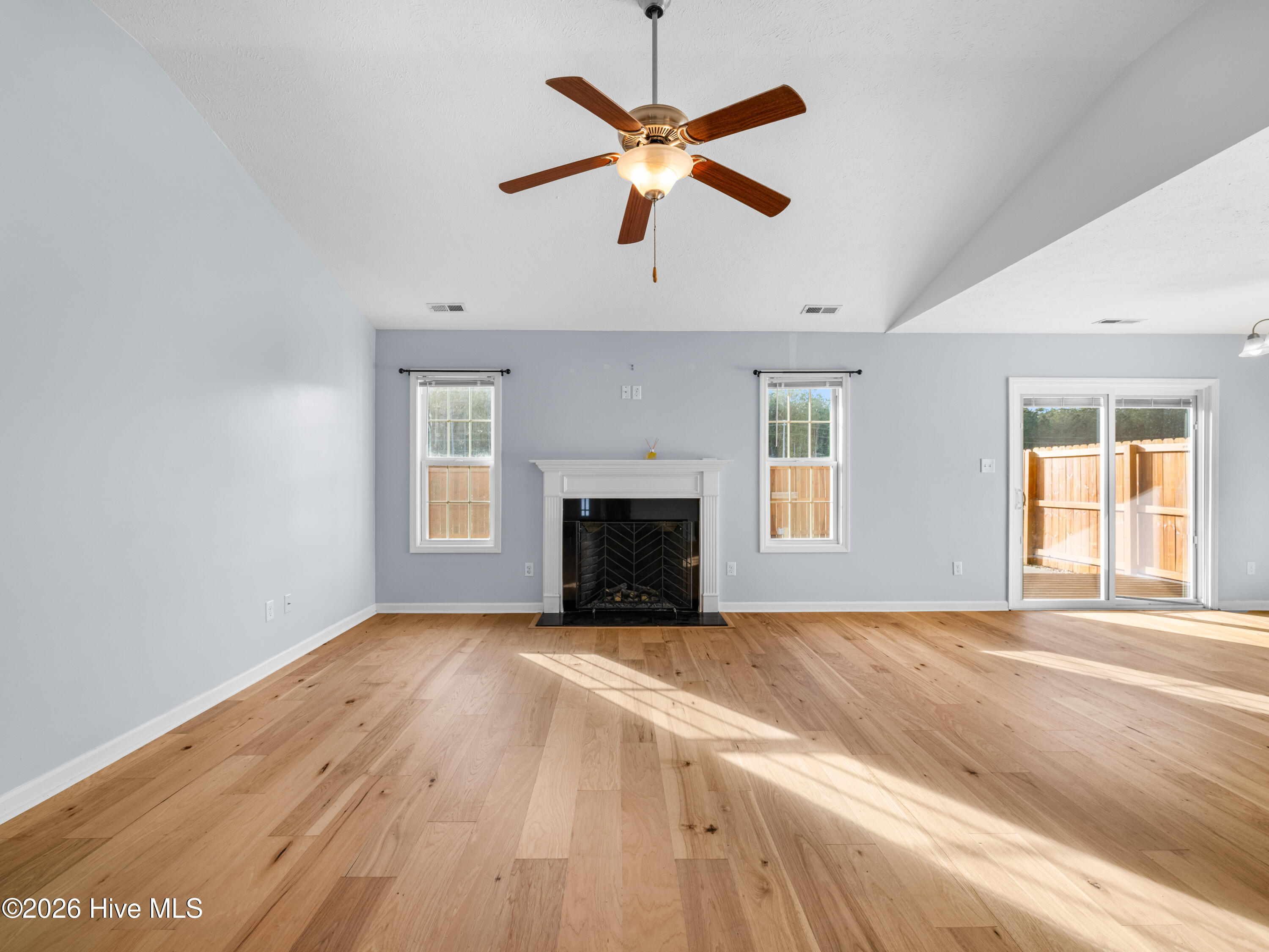 215 Merin Height Road Jacksonville, NC 28546 - Photo 9 of 41 025A4012