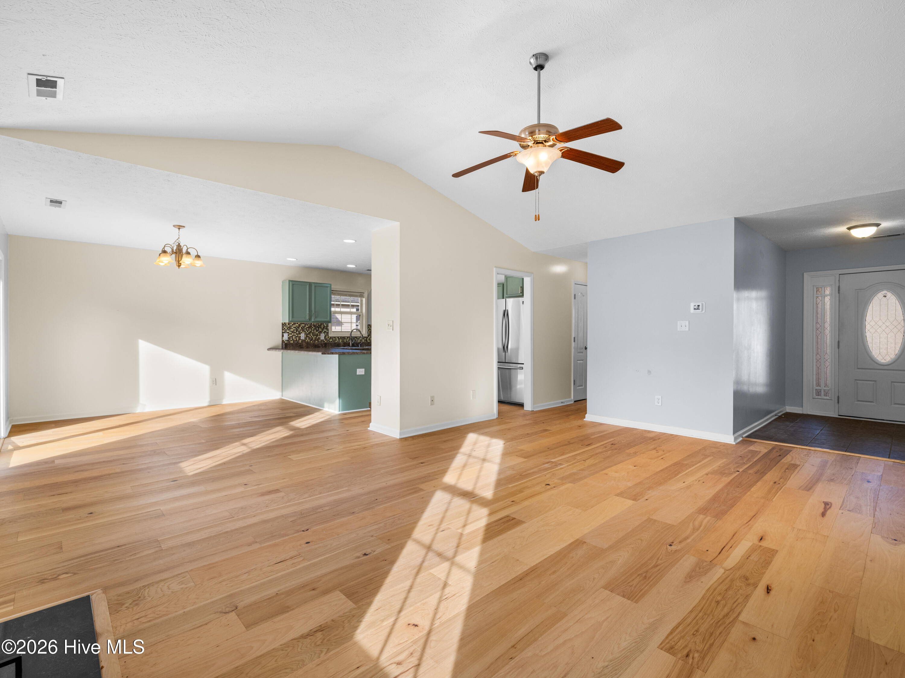 215 Merin Height Road Jacksonville, NC 28546 - Photo 10 of 41 025A4015