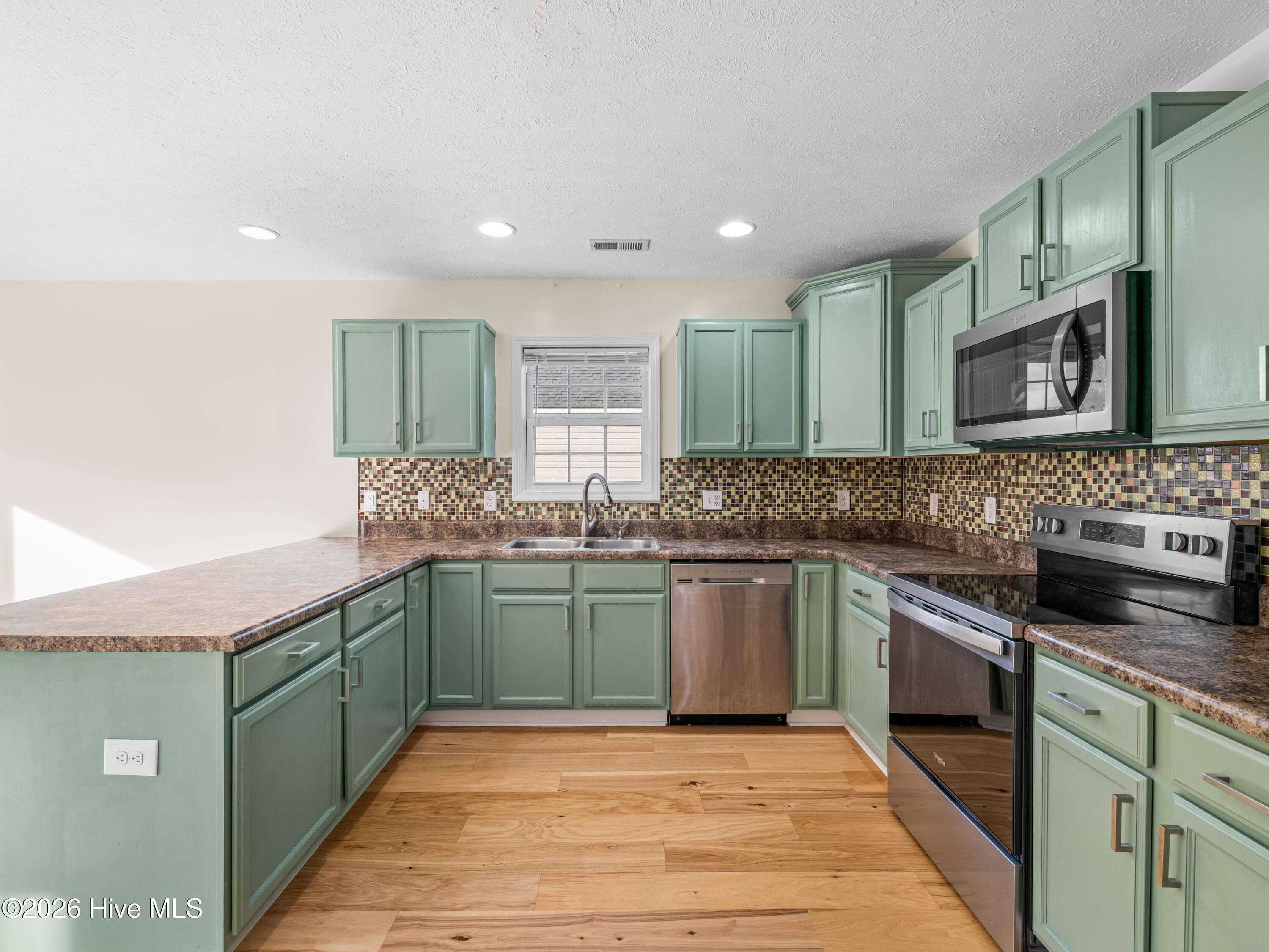 215 Merin Height Road Jacksonville, NC 28546 - Photo 16 of 41 025A4042