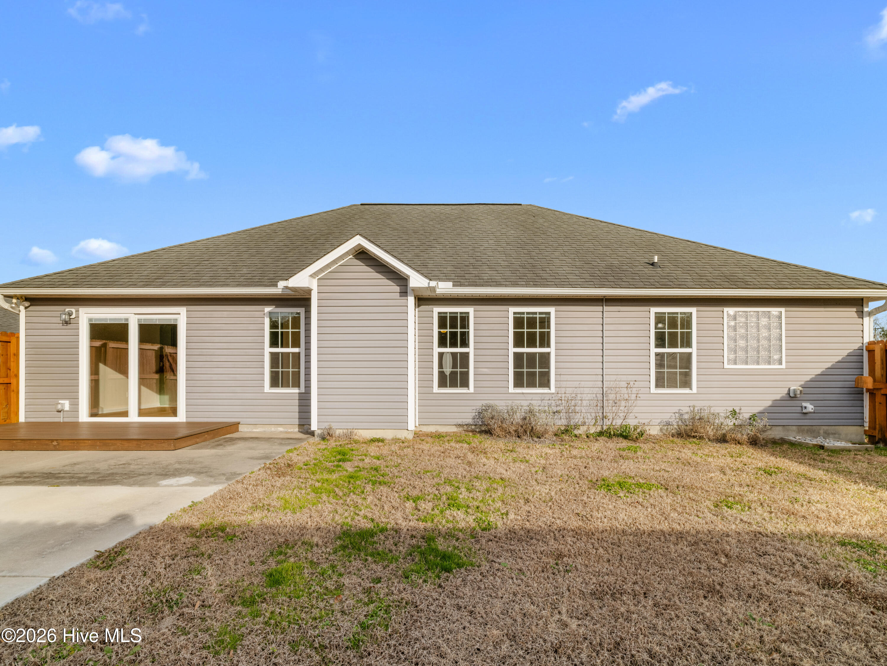 215 Merin Height Road Jacksonville, NC 28546 - Photo 32 of 41 025A4089