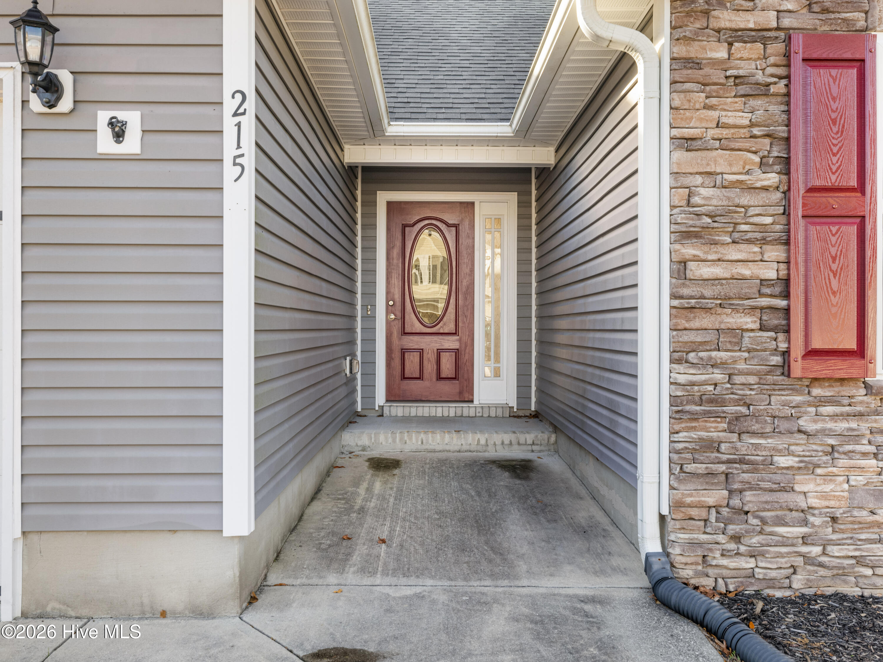 215 Merin Height Road Jacksonville, NC 28546 - Photo 5 of 41 025A3996