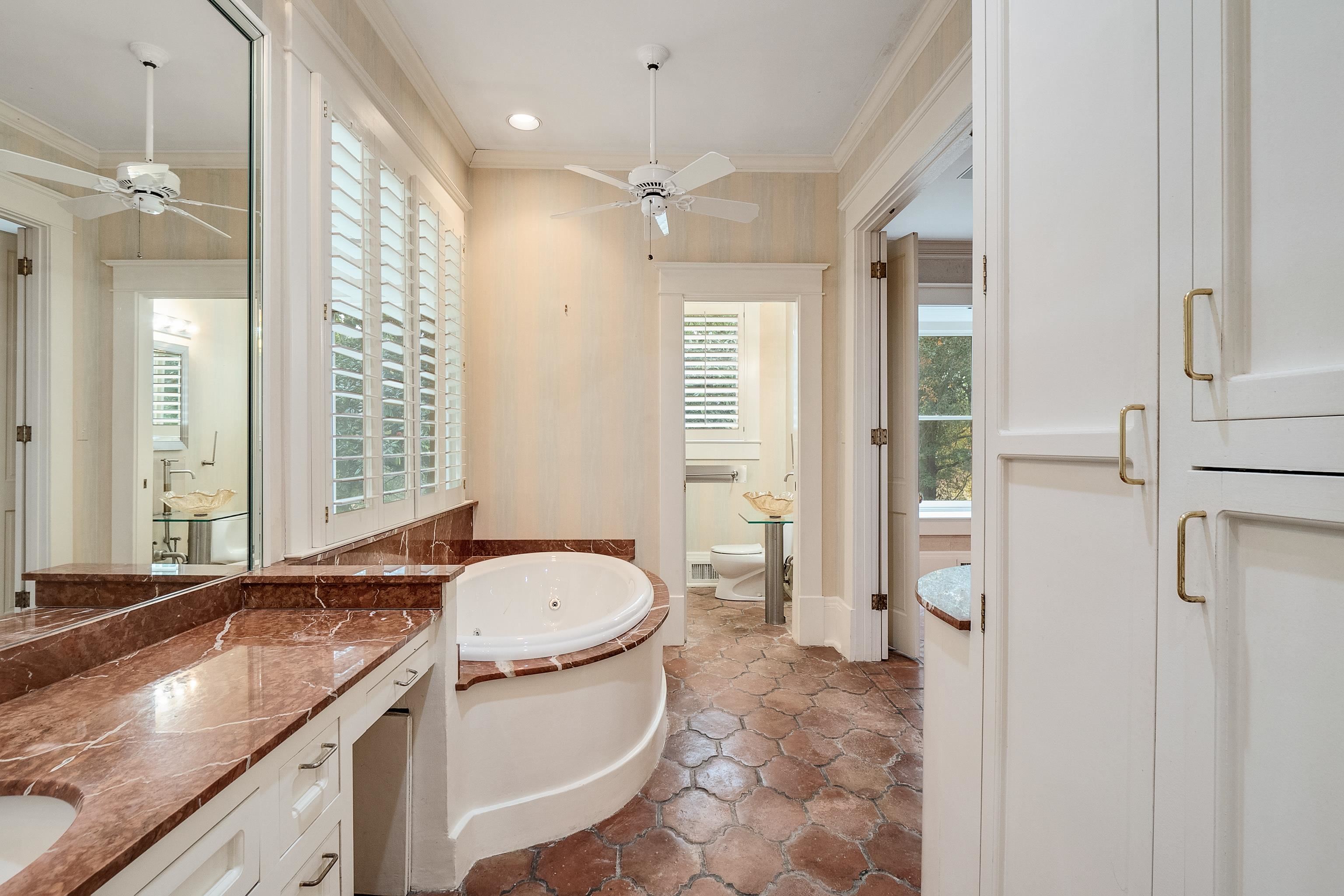 8750 Walnut Grove Road Memphis, TN 38018 - Photo 23 of 40 Gallery Image 23