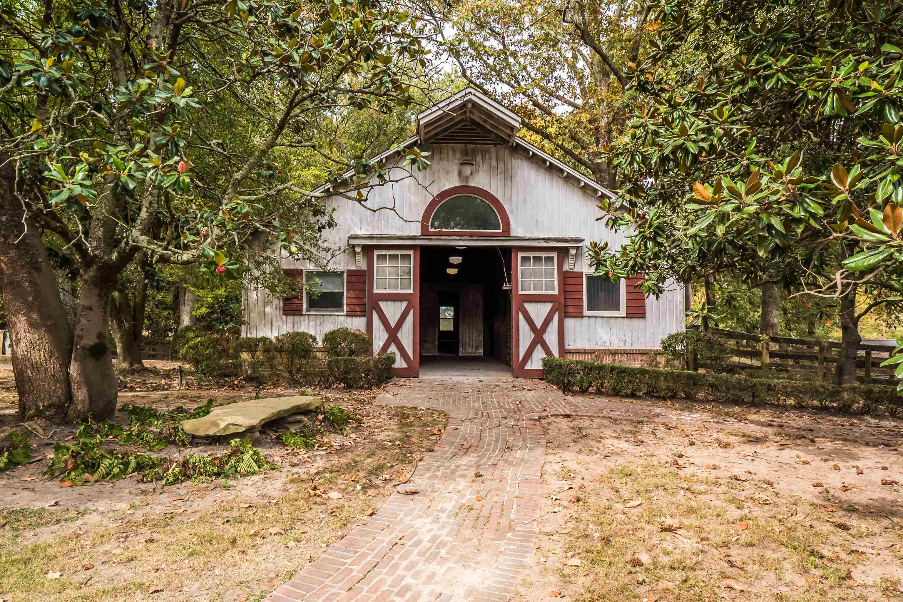 8750 Walnut Grove Road Memphis, TN 38018 - Photo 37 of 40 Gallery Image 37
