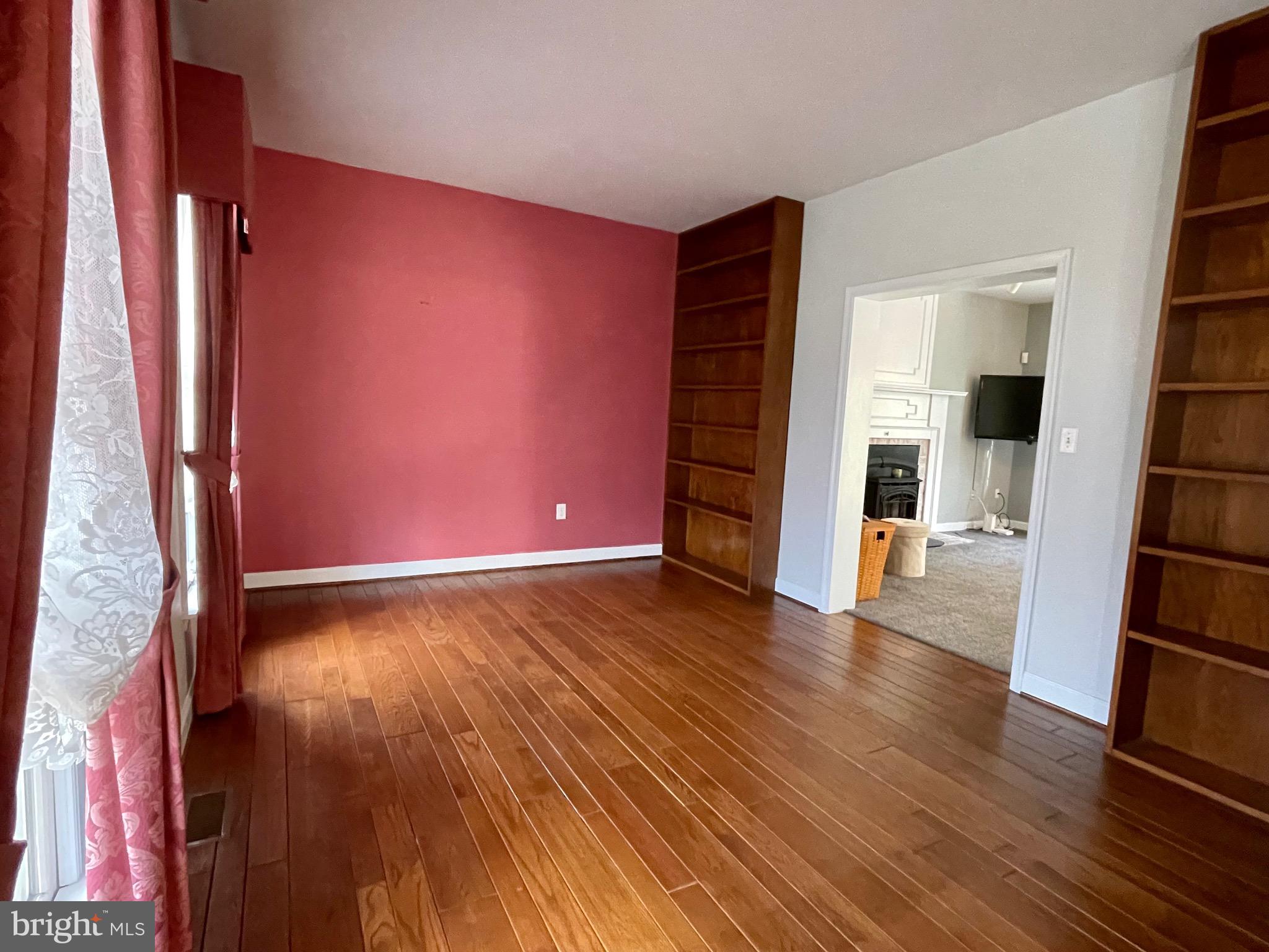 373 Hadley Drive Falling Waters, WV 25419 - Photo 19 of 49 Study