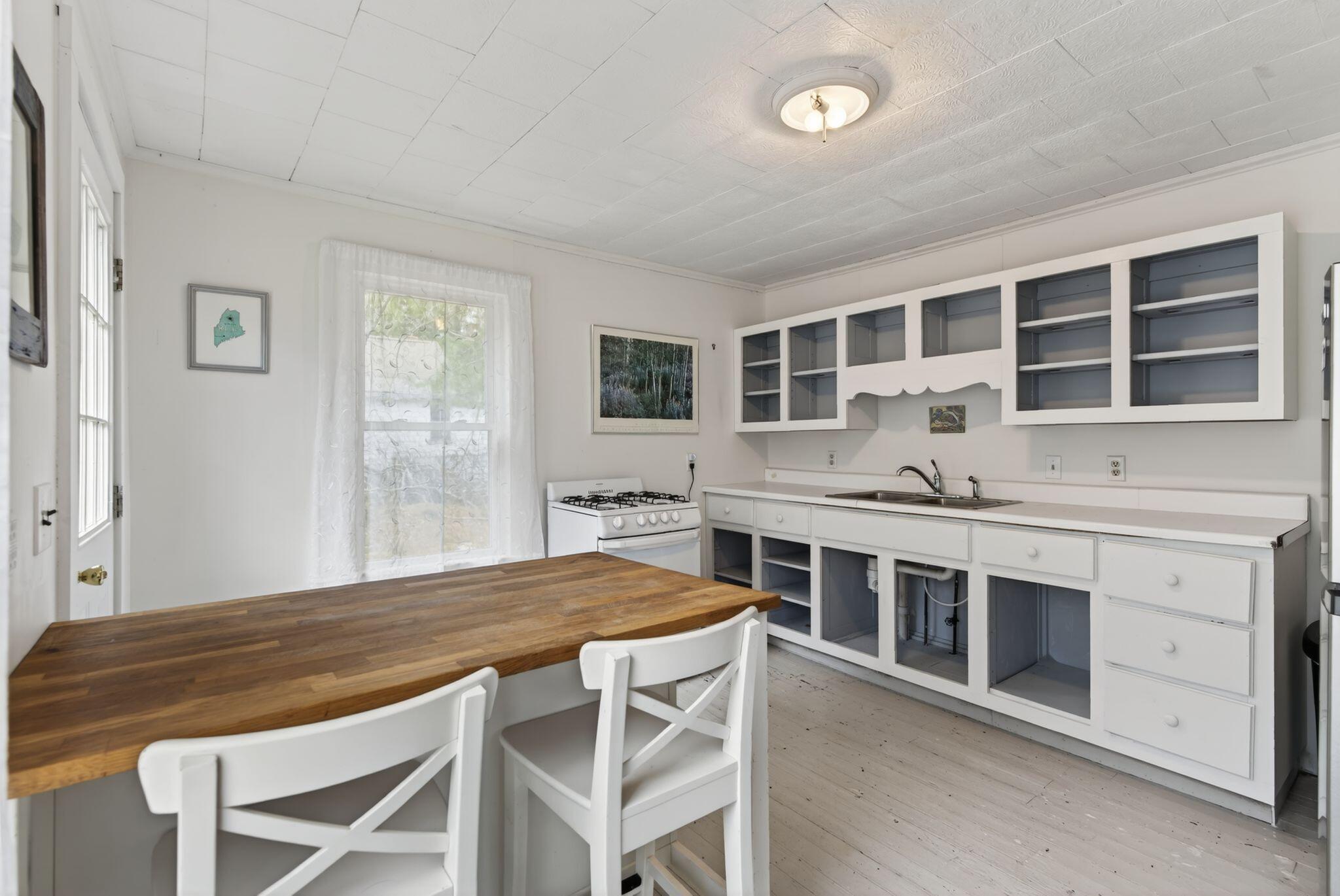 111 Old Schoolhouse Road Georgetown, ME 04548 - Photo 14 of 38 111 Old Schoolhouse Rd