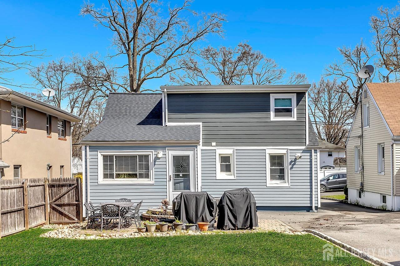 123 Highfield Road Colonia, NJ 07067 - Photo 28 of 30 a front view of a house with patio